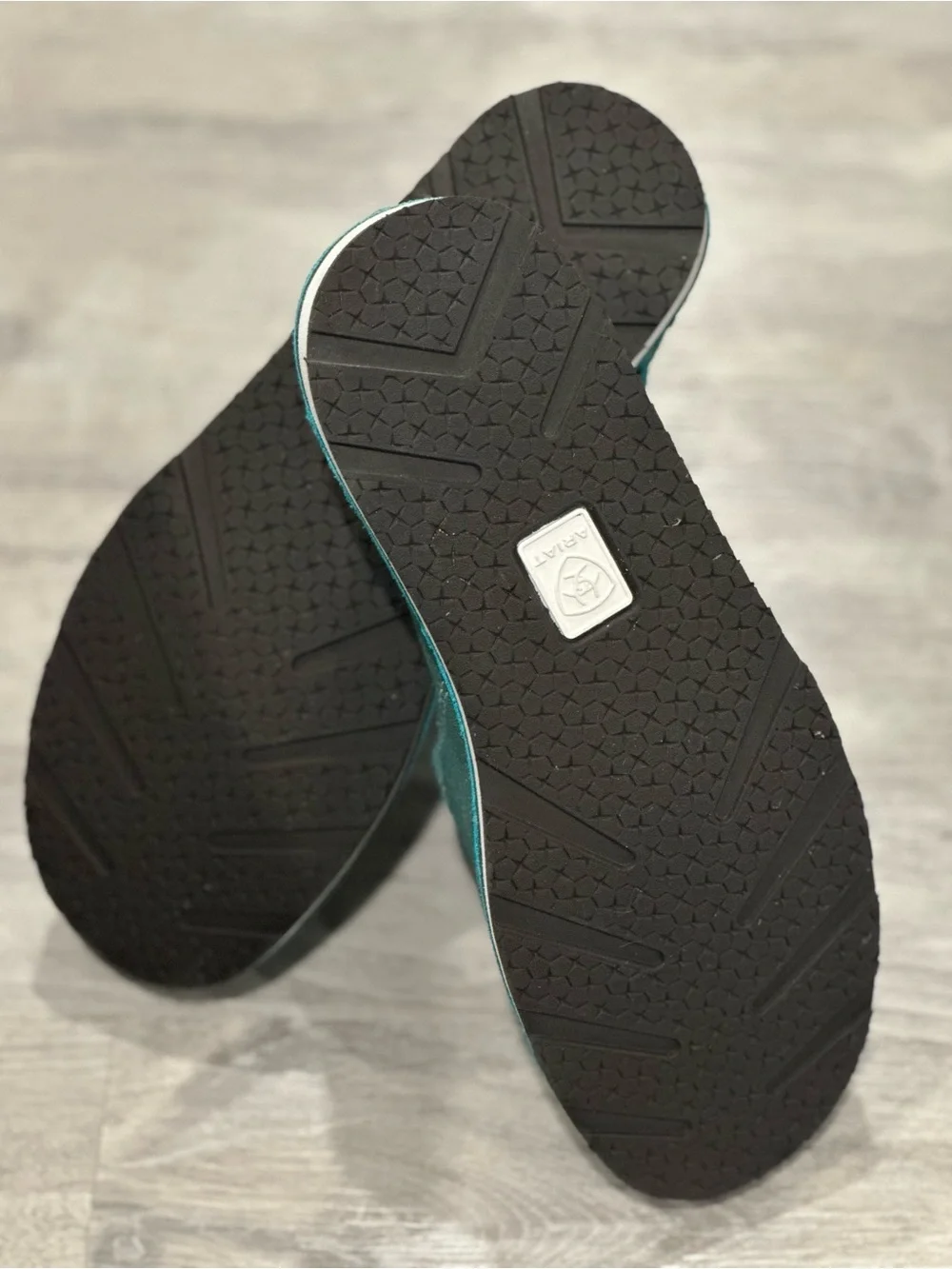 Ariat easy slip
